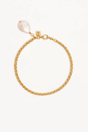 Embrace Stillness Pearl Bracelet | Gold