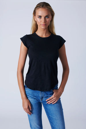 AMA Vienna Tee | Black
