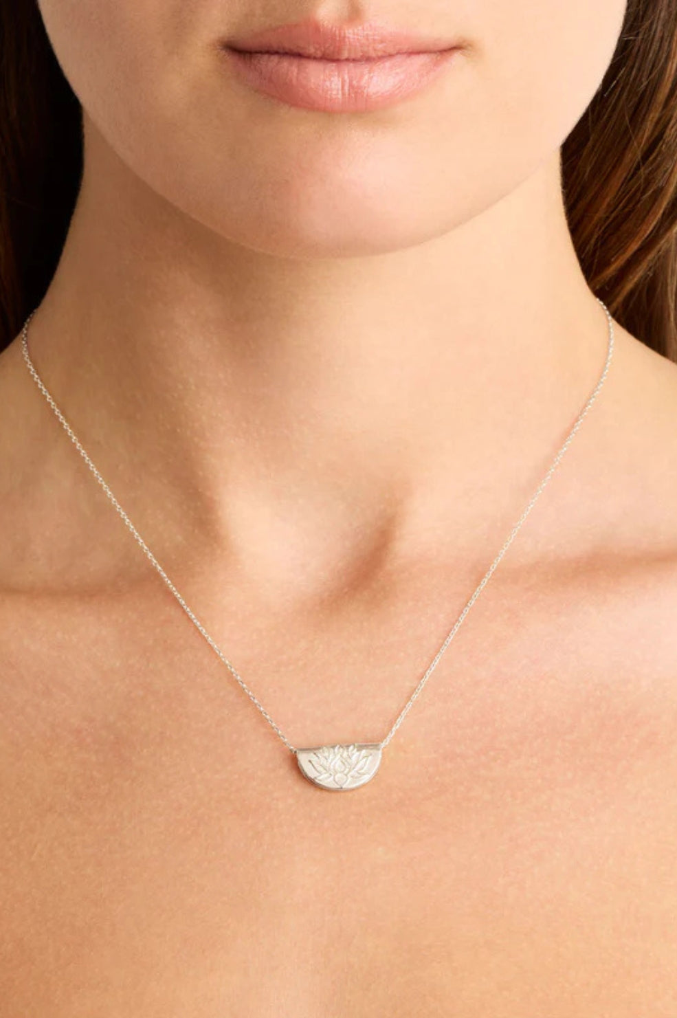 Lotus Short Necklace | Silver