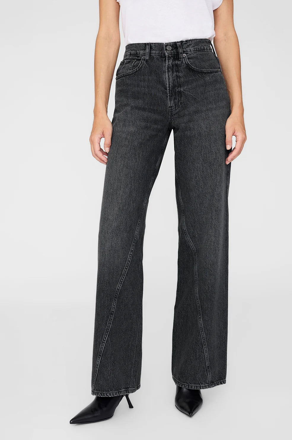 Brie Jean | Arctic Night