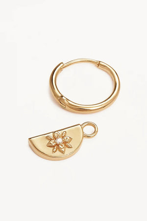 Lotus Hoops | Gold