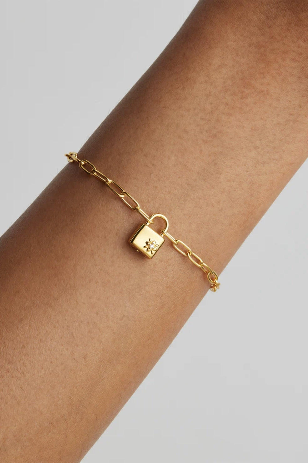 Promise of Us Lotus Padlock Bracelet | Gold