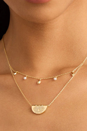 Live in Peace Lotus Necklace | Gold