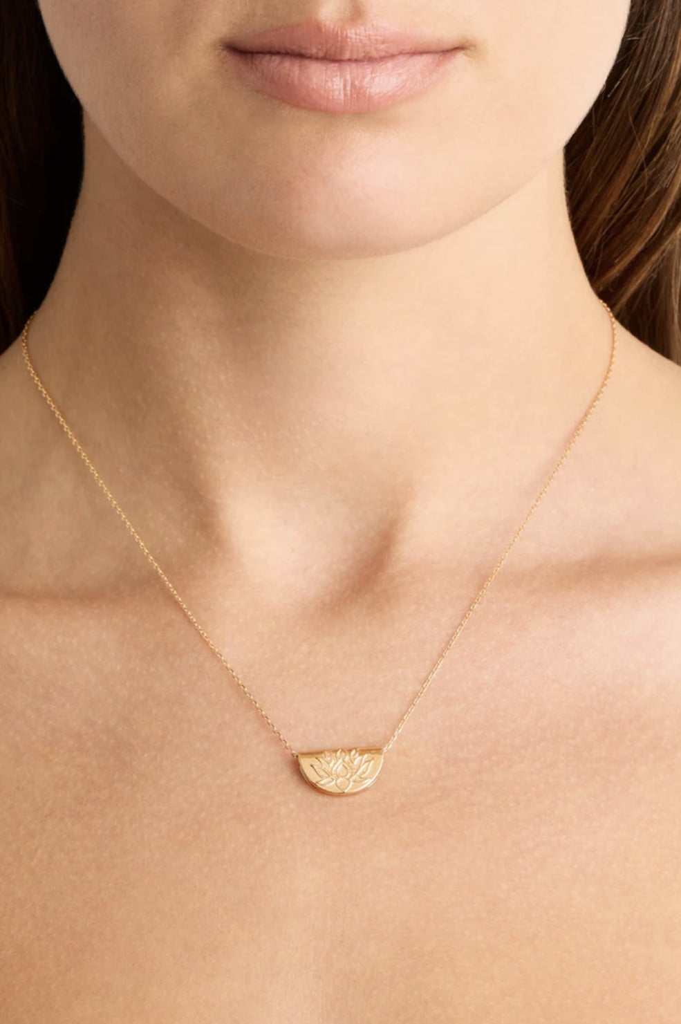 Lotus Short Necklace | Gold