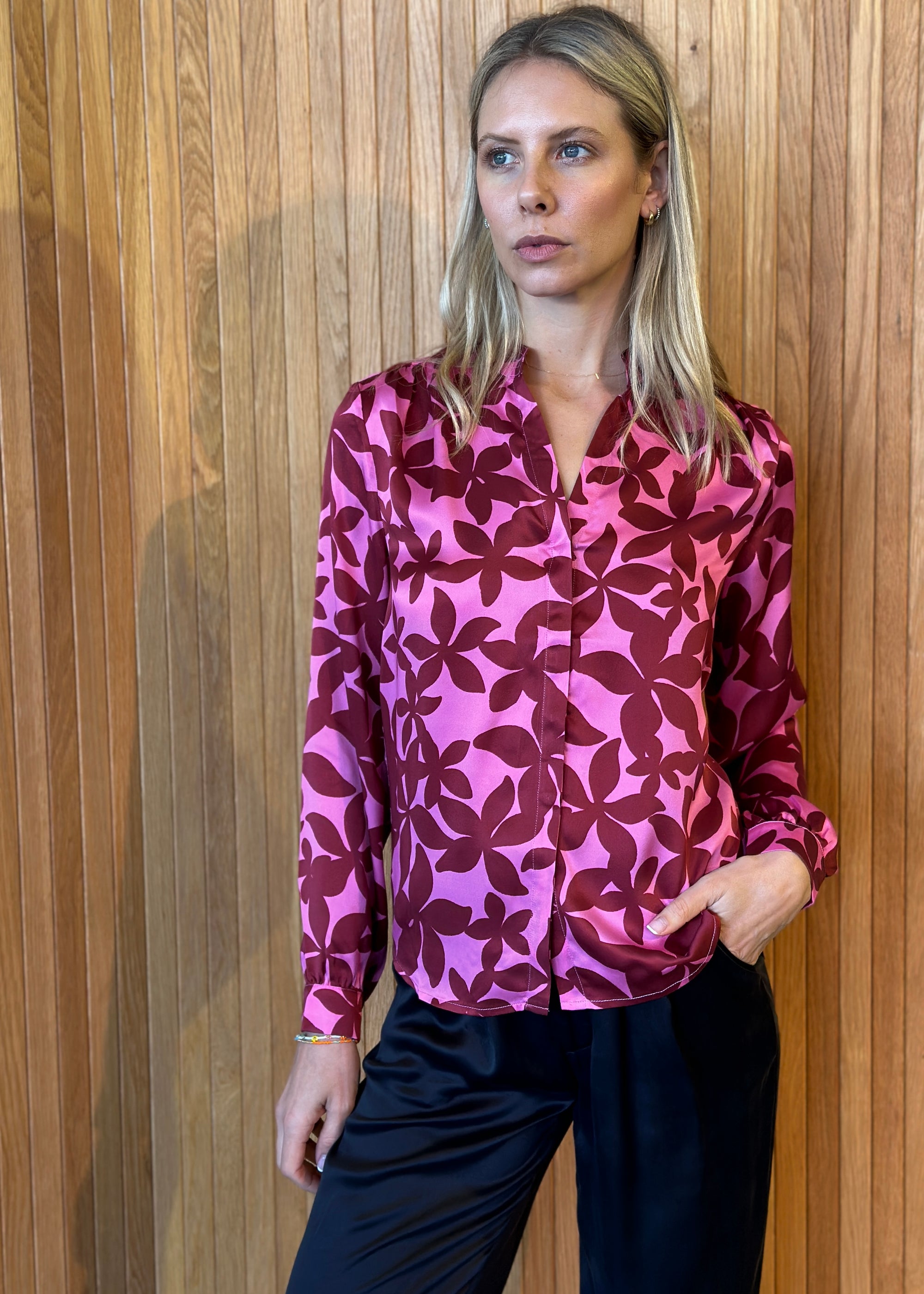 Olivia Blouse - Resort Floral Red