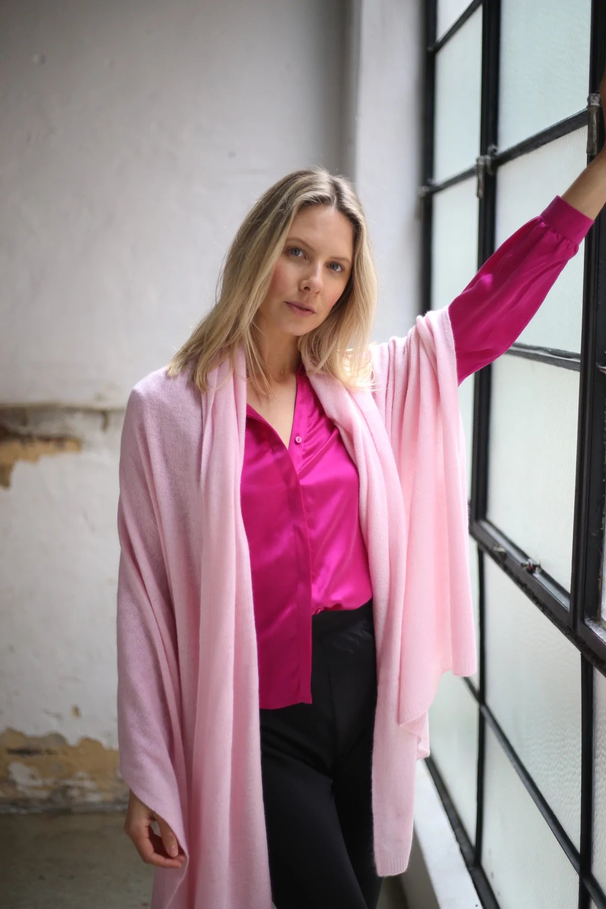 Cashmere Wrap - Ballet Pink