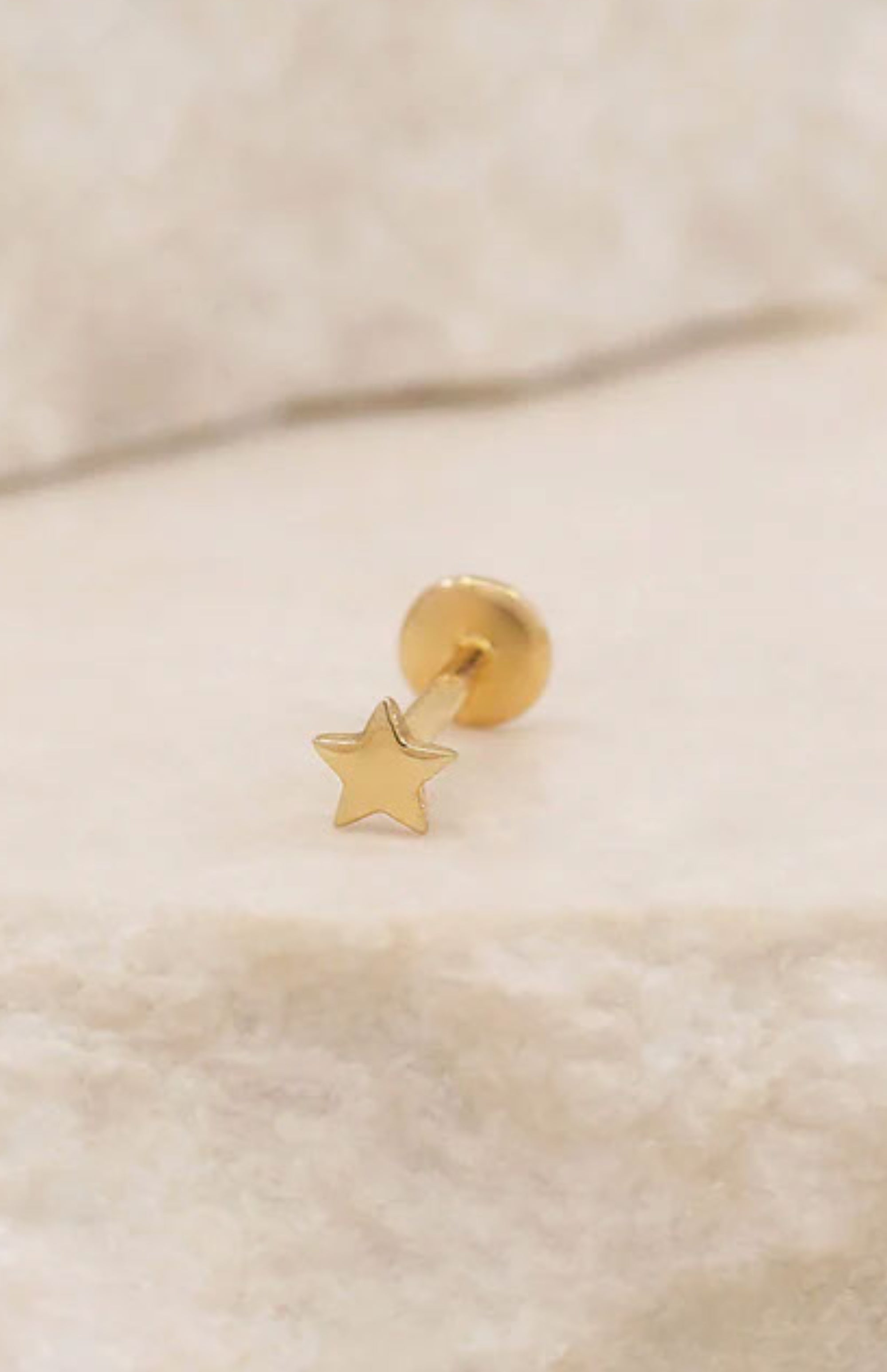 14k Gold Stellar Cartilage Flatback Earring - Single